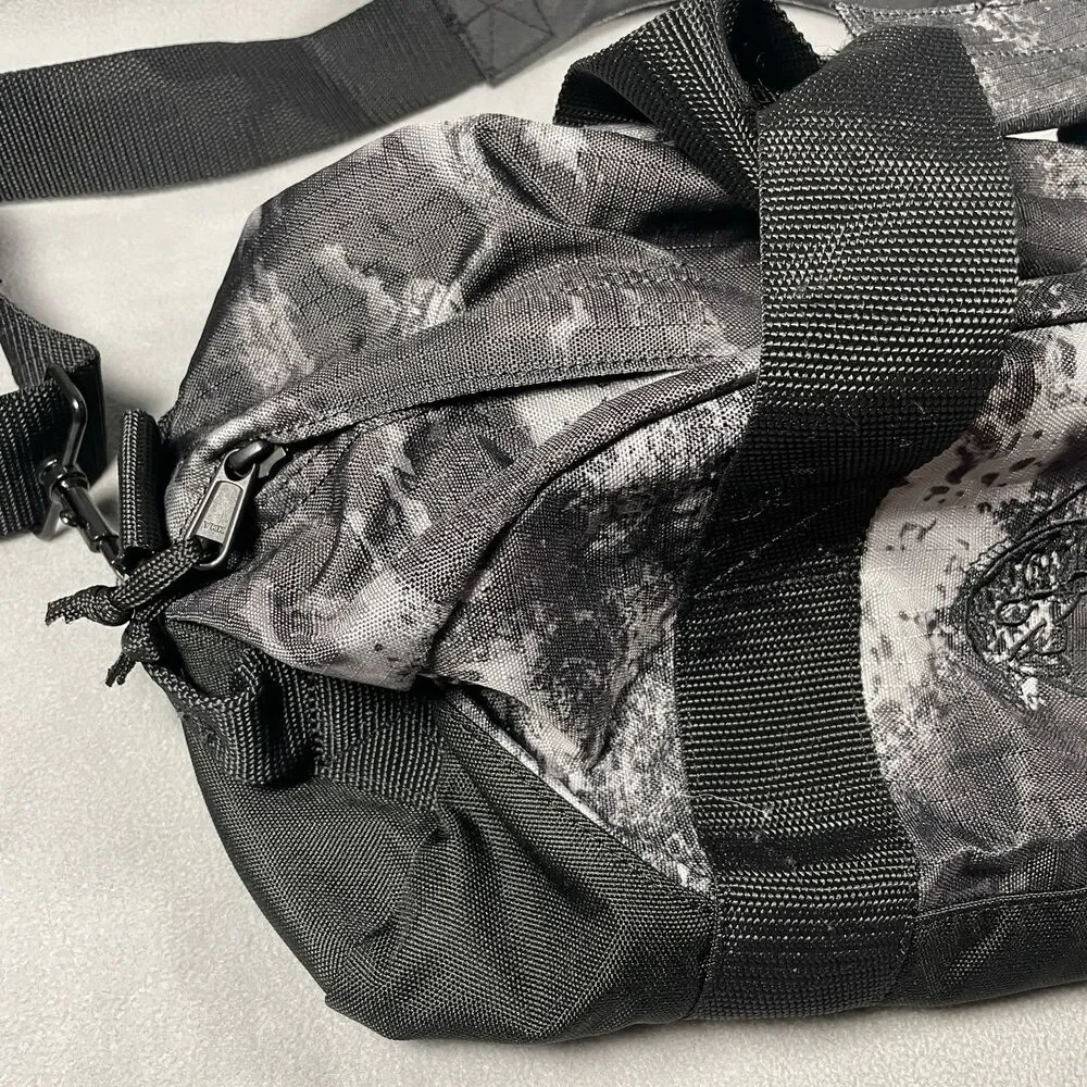 Bass Pro Shop Outfitters Duffle Bag Small Travel Outdoors Black Gray Preowned